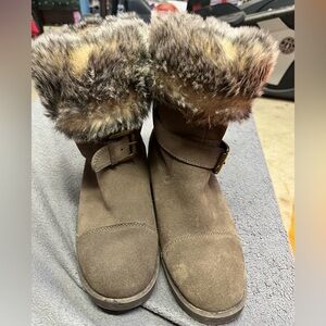 🔥 Like New Cougar Winter Boots Womens Size 10 Faux Fur